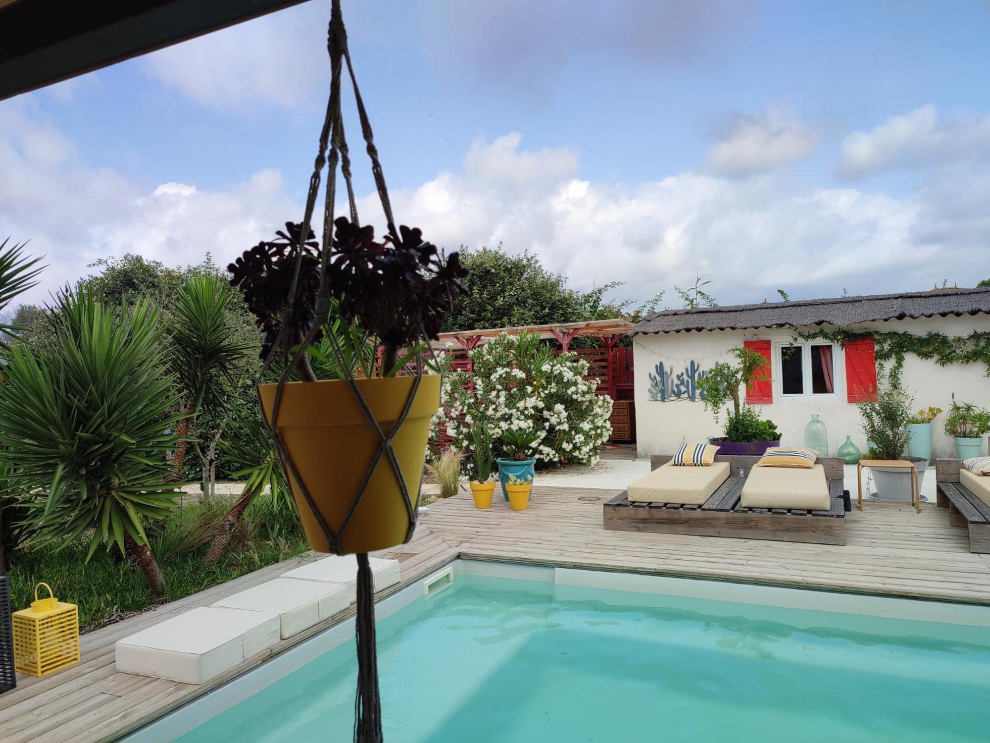 B&B La Terre Brulee Aigues-Mortes Exterior foto